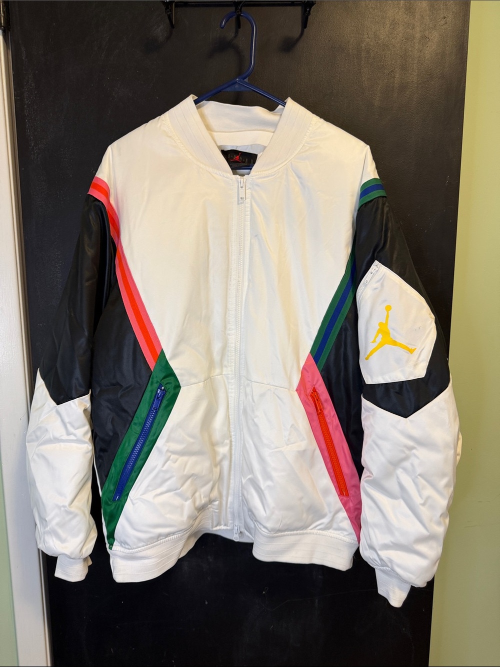 Air Jordan Wings MA-1 Colorblock Bomber Jacket White Black Large EUC